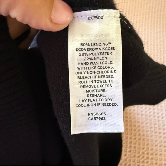 Nordstrom Black Crewneck Sweater | EcoVero Blend | Size M - Picture 5 of 7